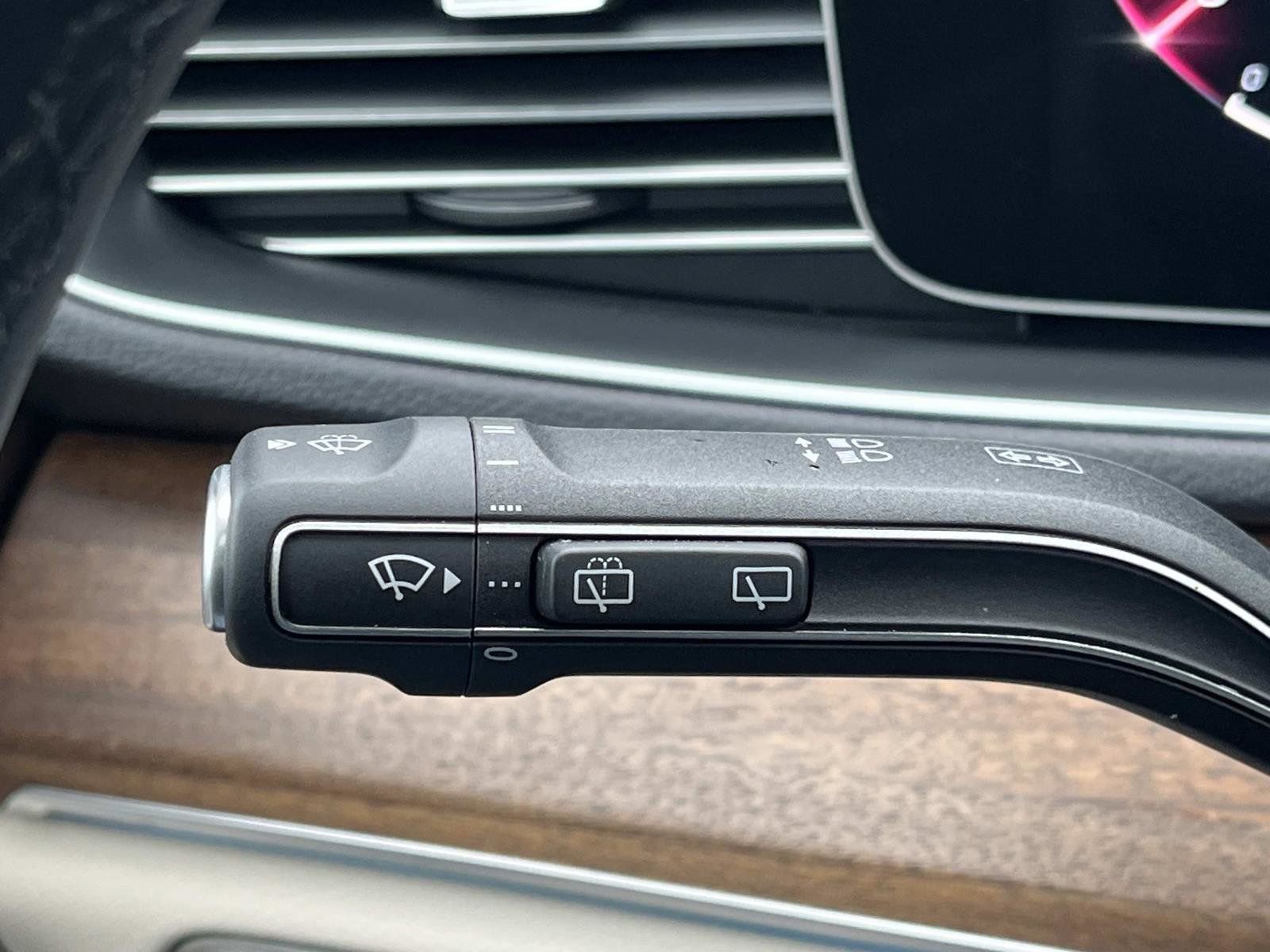 Certified 2025 Mercedes-Benz GLE 350 GLE 350 image 32