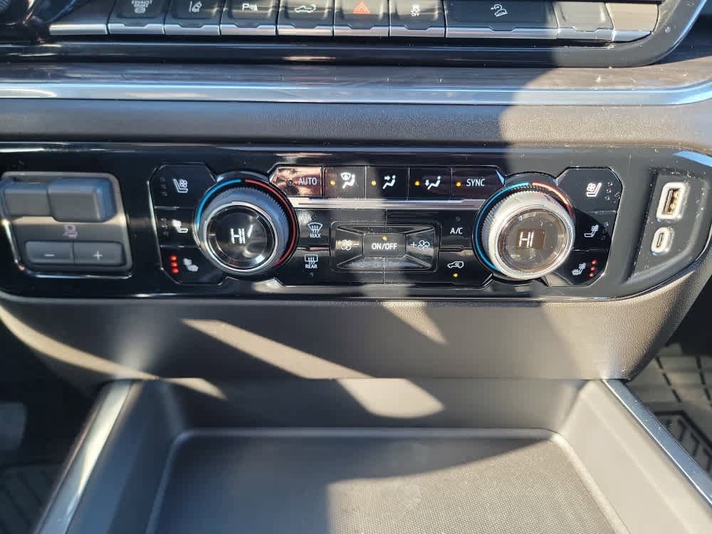 Certified 2024 Chevrolet Silverado 2500 LTZ w/ LTZ Convenience Package AWD/4WD image 16