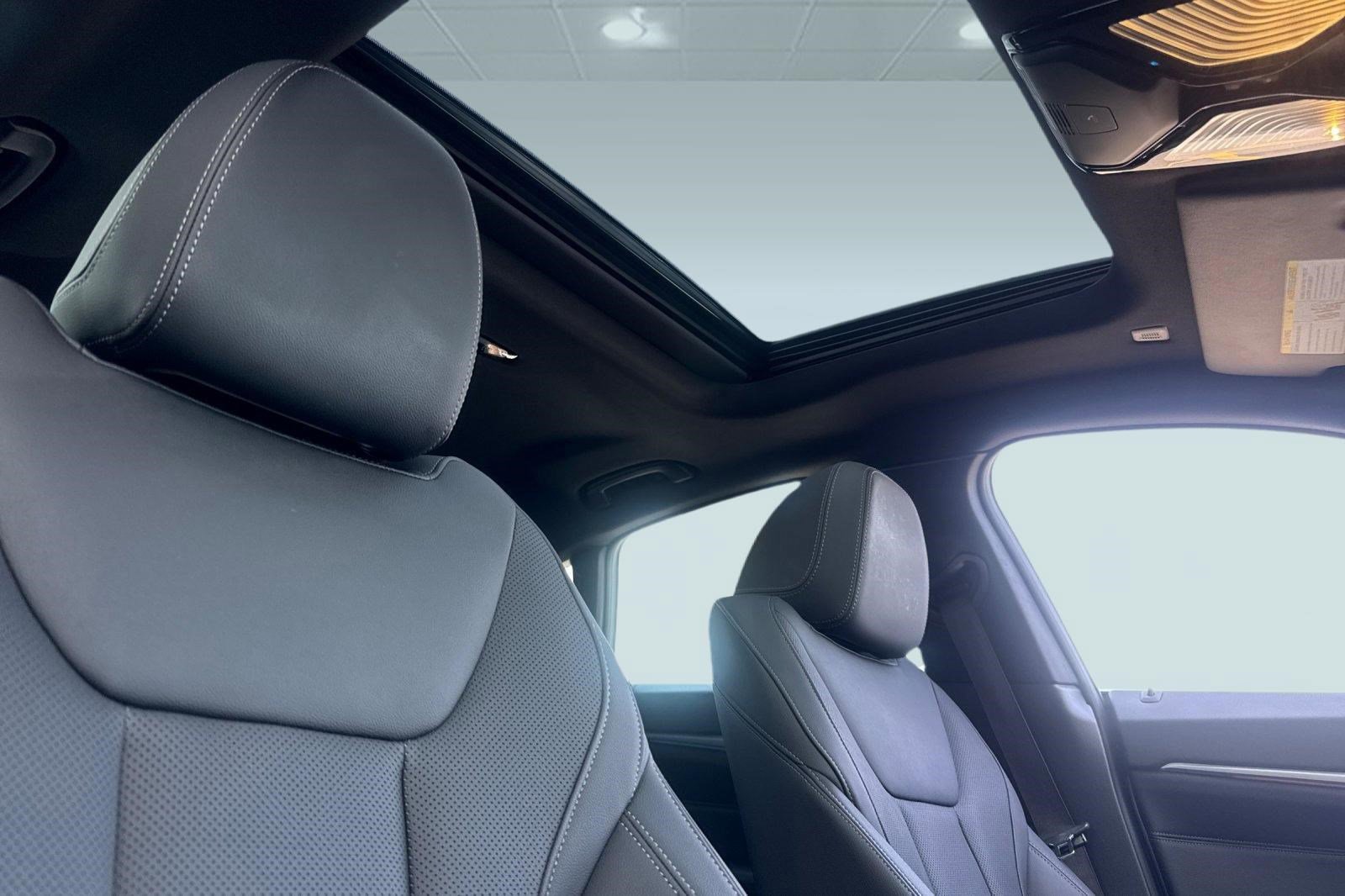 Used 2023 BMW i4 eDrive35 image 14
