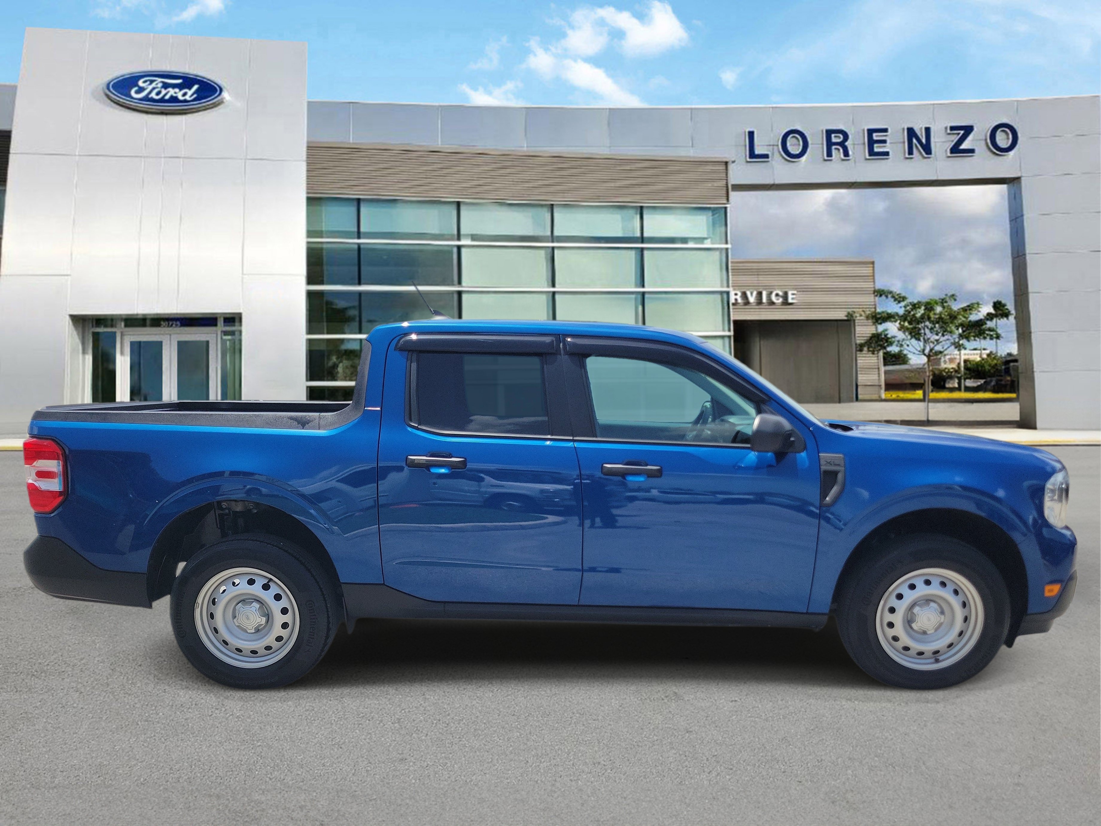Used 2023 Ford Maverick XL FWD image 4
