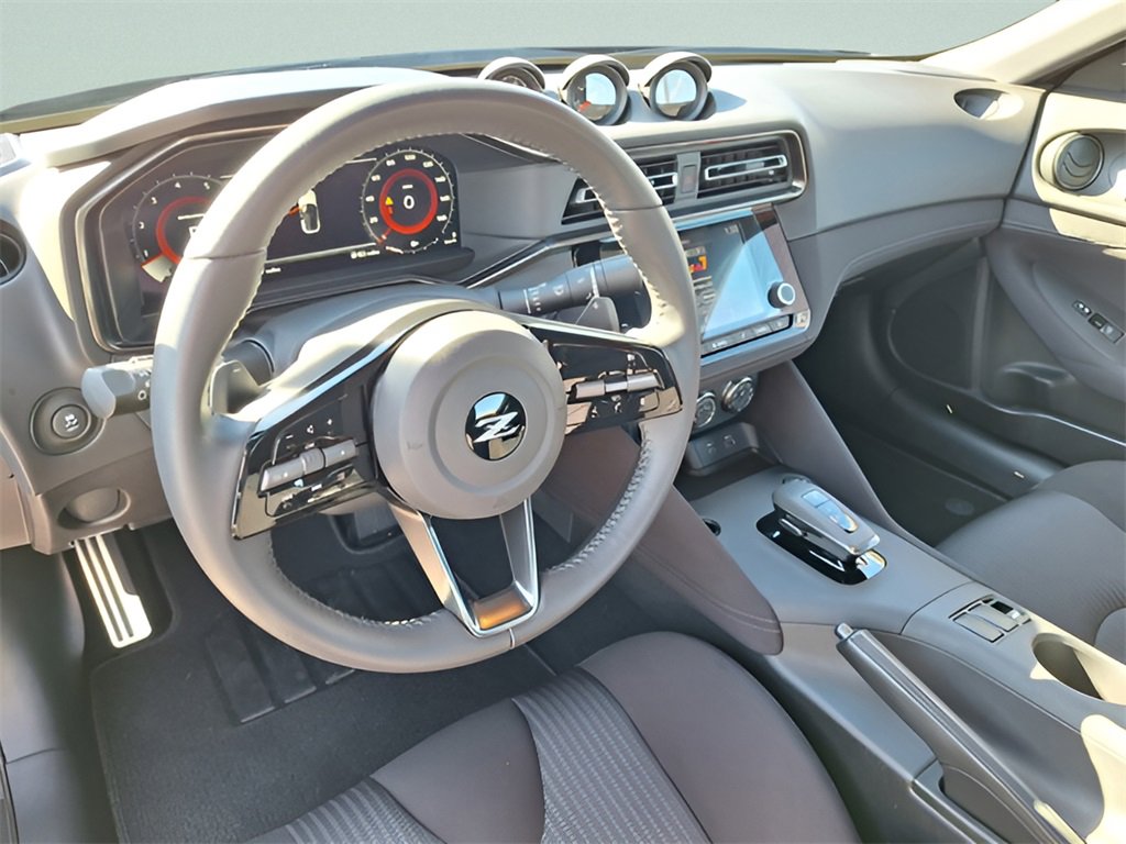 Used 2025 Nissan Z Sport w/ Floor Mat Package image 9