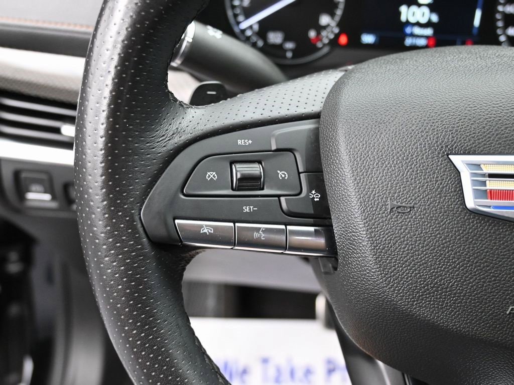 Used 2023 Cadillac XT4 Sport image 17