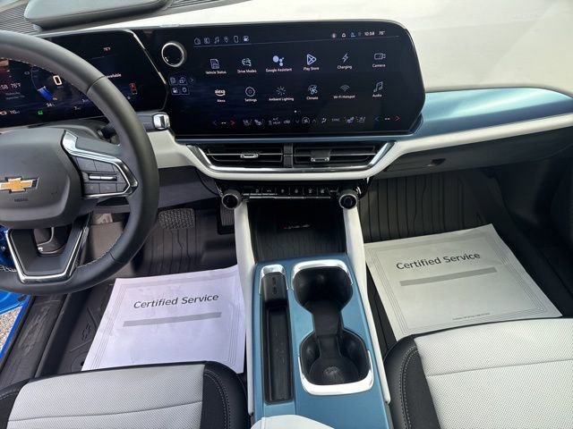 New 2025 Chevrolet Equinox EV LT w/ Convenience Package II FWD image 18