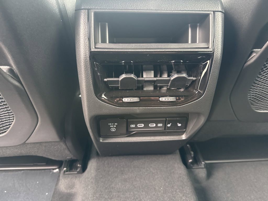 New 2026 Jeep Grand Cherokee Limited image 22