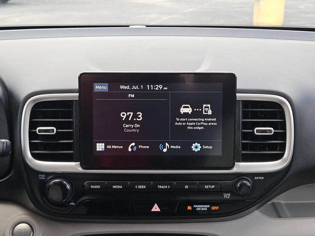 Used 2025 Hyundai Venue SEL FWD image 20
