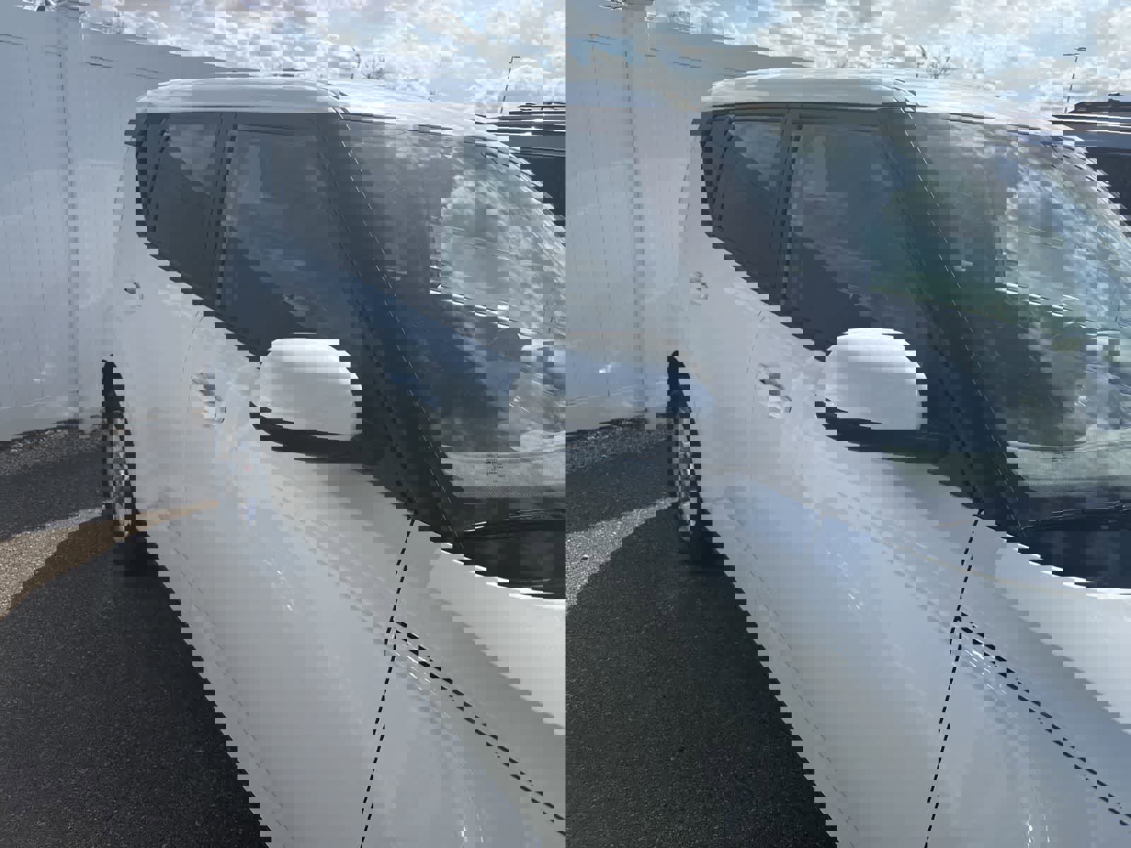 Used 2024 Kia Soul LX w/ Option Group 015 image 25