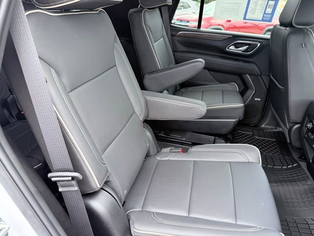 Used 2024 Chevrolet Tahoe Premier AWD/4WD image 30
