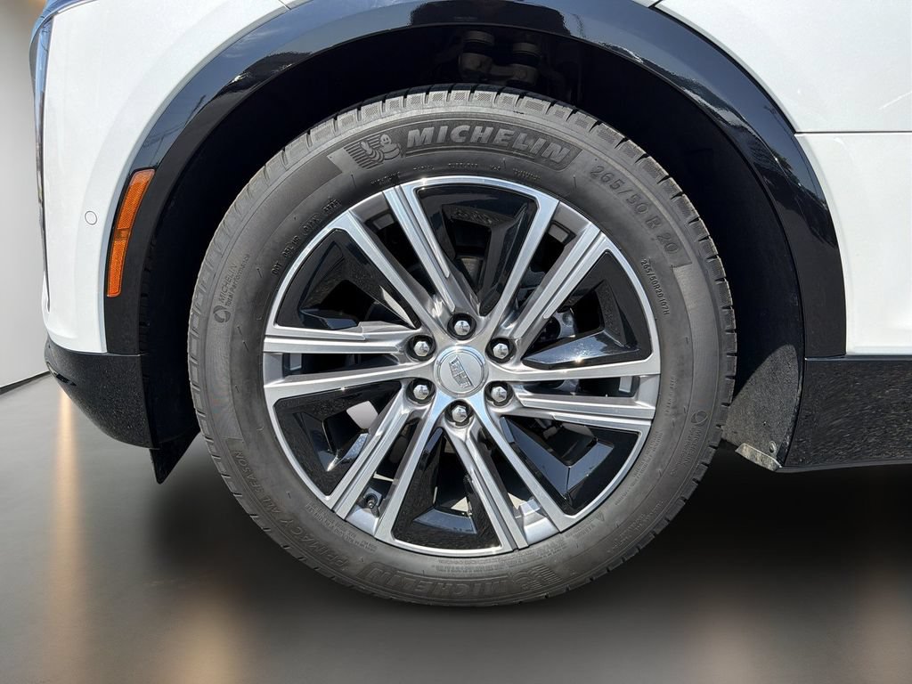 Certified 2024 Cadillac Lyriq Luxury RWD image 10