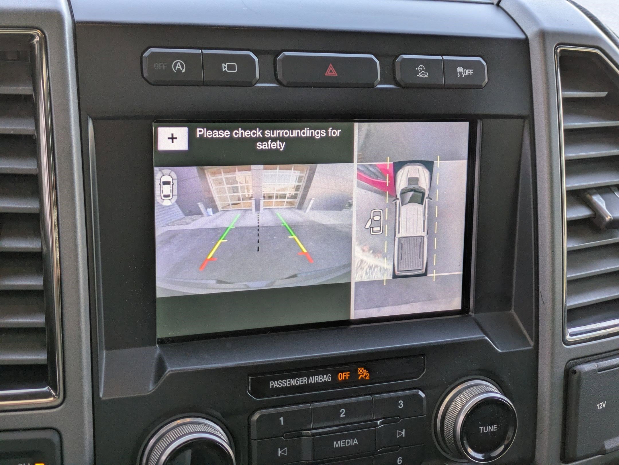 Used 2019 Ford F150 Raptor w/ Equipment Group 802A Luxury image 21