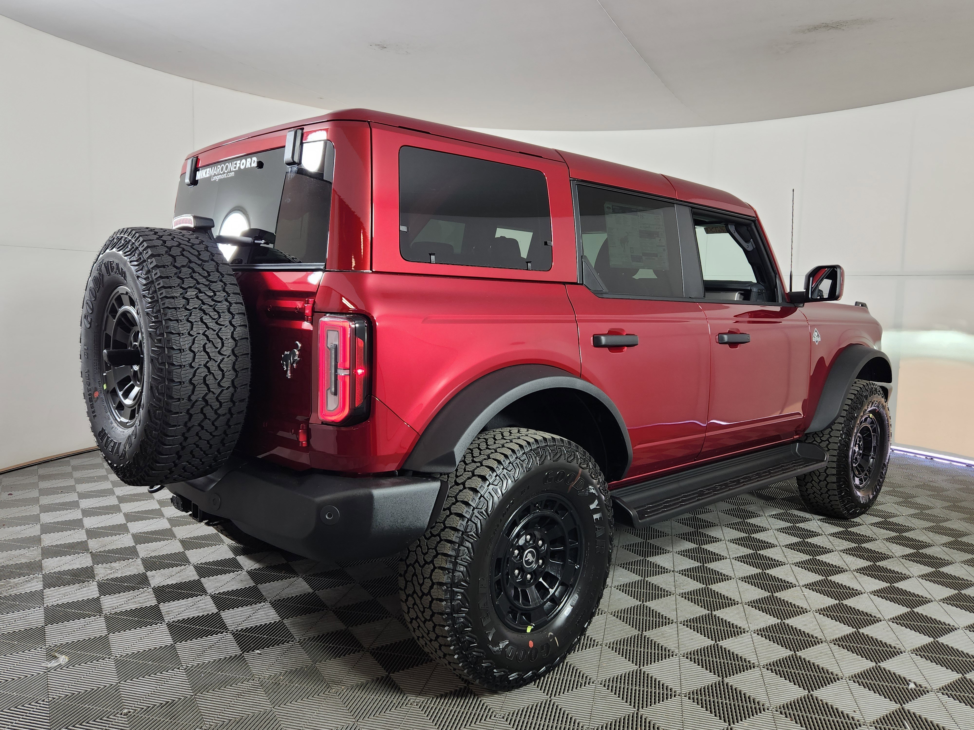 New 2026 Ford Bronco Outer Banks w/ Sasquatch Package AWD/4WD image 7