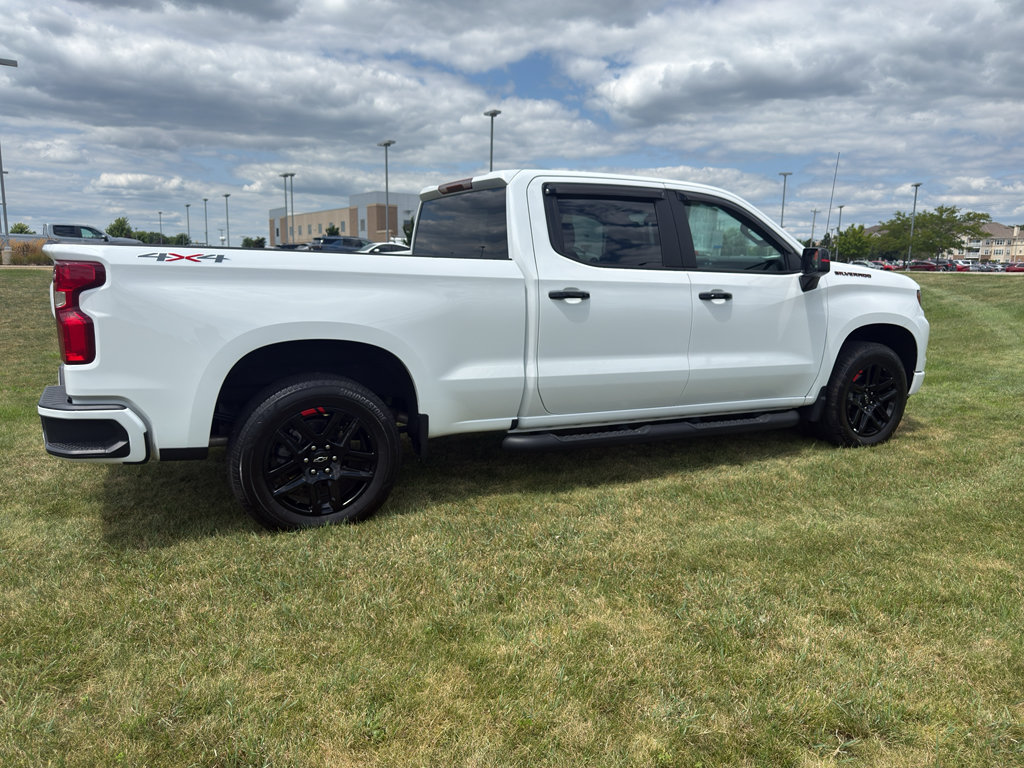 Used 2025 Chevrolet Silverado 1500 RST w/ Redline Edition AWD/4WD image 8