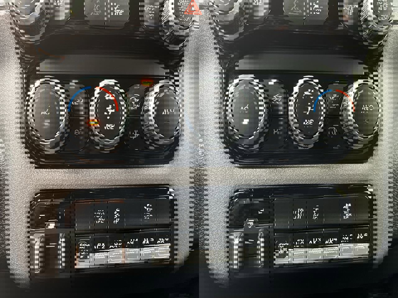 Used 2024 RAM 3500 Tradesman w/ Safety Group image 21