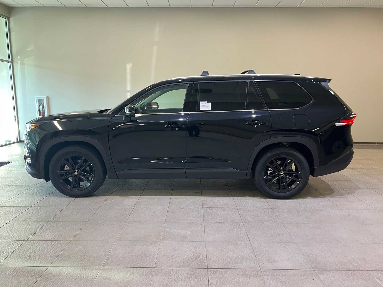 New 2026 Toyota Grand Highlander Limited image 3