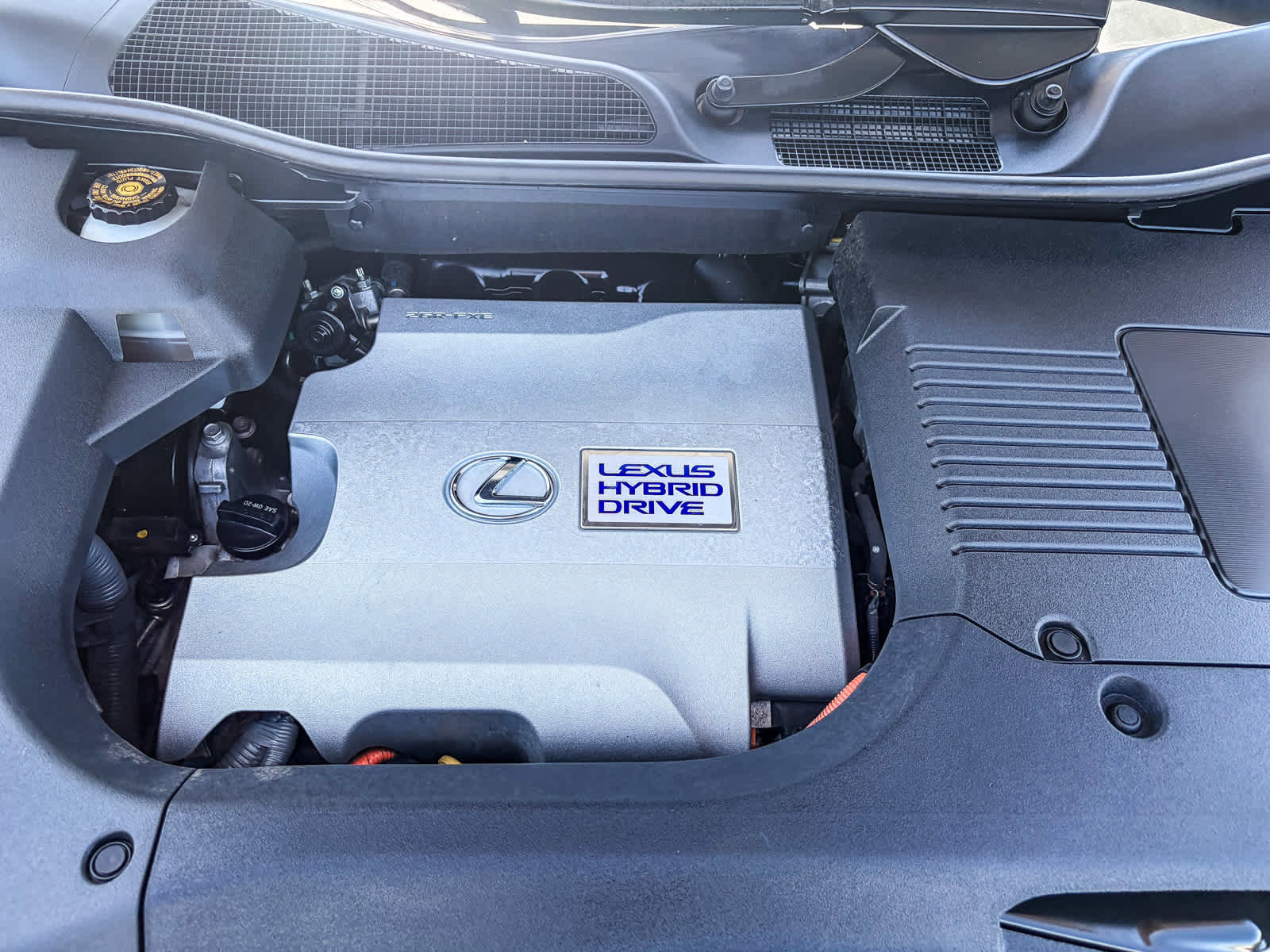 Used 2015 Lexus RX 450h AWD image 25