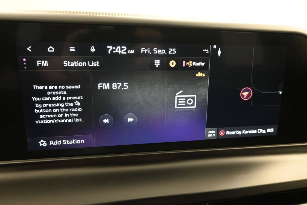 Used 2024 Kia Seltos EX AWD/4WD image 17
