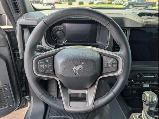 Used 2024 Ford Bronco Badlands AWD/4WD image 7