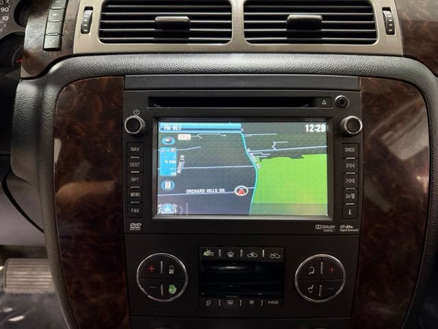 Used 2013 GMC Sierra 2500 Denali w/ Snow Plow Prep Package AWD/4WD image 13