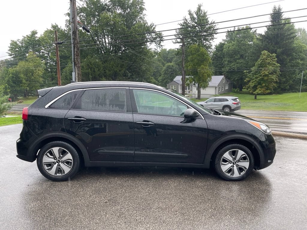 Used 2019 Kia Niro LX FWD image 3