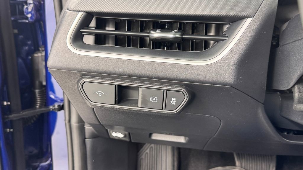 New 2026 Kia K4 FWD image 30