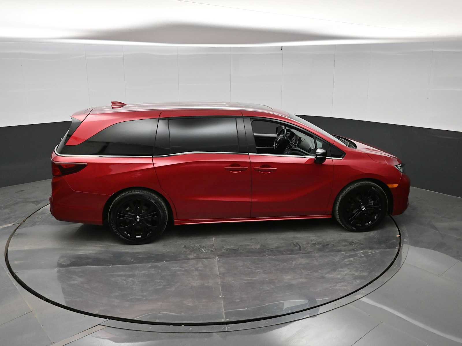 Used 2025 Honda Odyssey Sport-L image 40