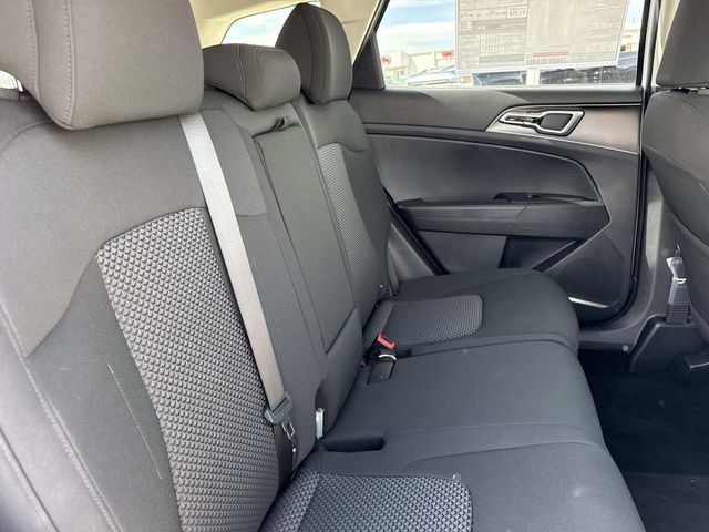New 2026 Kia Sportage LX image 17