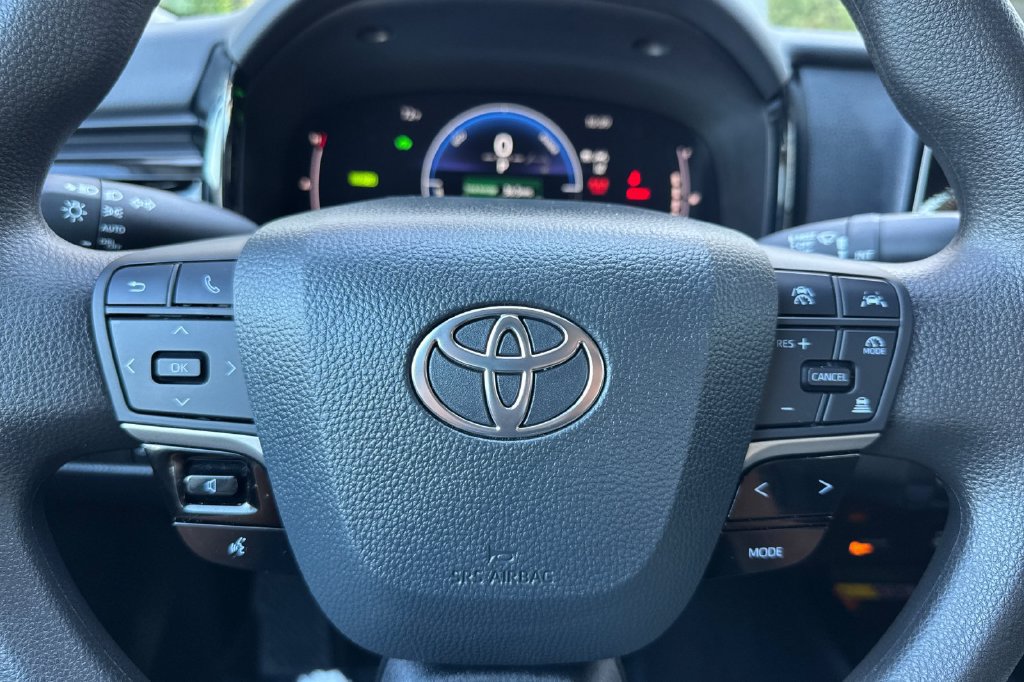 Certified 2026 Toyota Camry LE FWD image 21