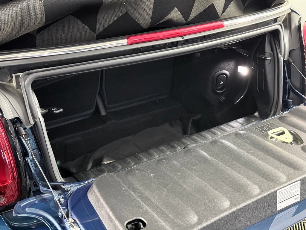 Used 2021 MINI Cooper S w/ Sidewalk Package FWD image 32