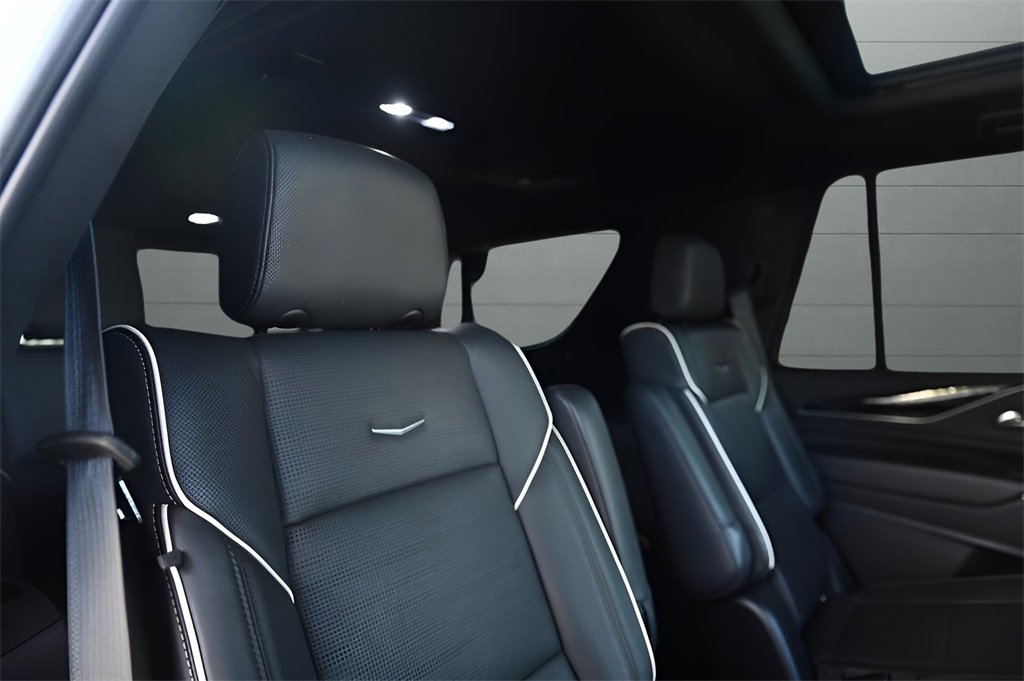 Used 2021 Cadillac Escalade Sport image 32