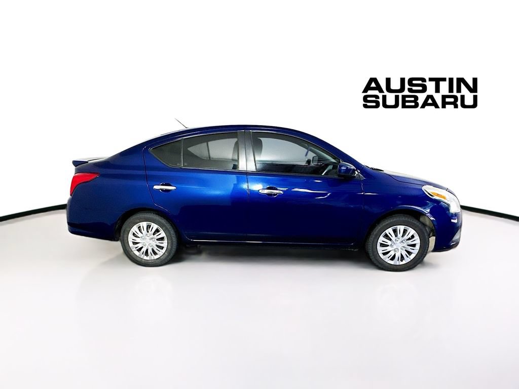 Used 2018 Nissan Versa SV FWD image 8
