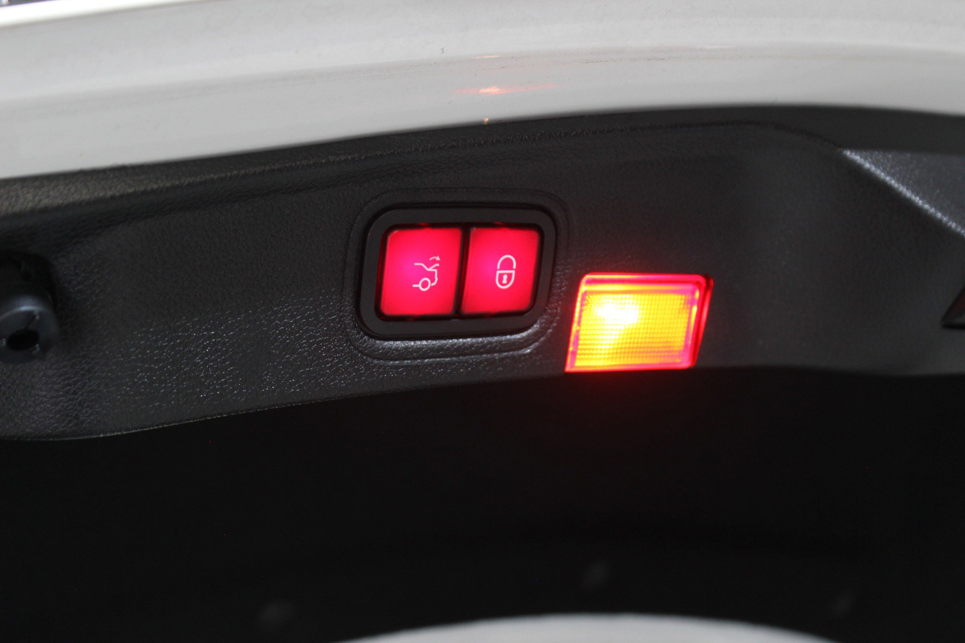 Used 2020 Mercedes-Benz C 63 AMG S w/ Multimedia Package image 55