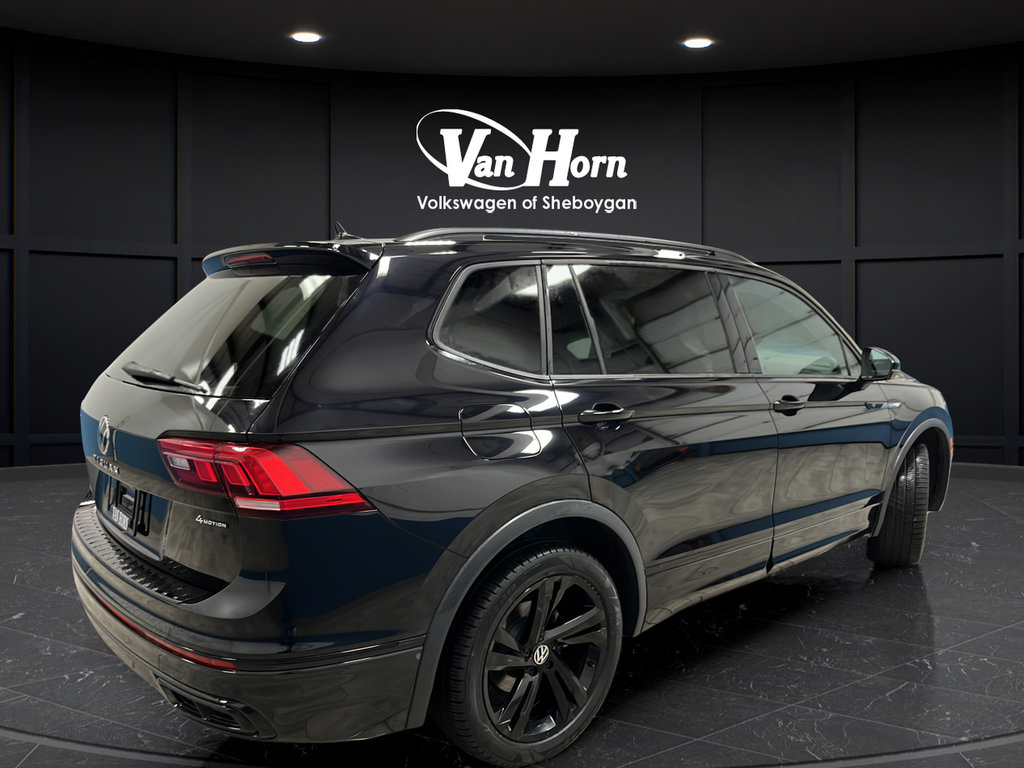 Used 2024 Volkswagen Tiguan SE R-Line AWD/4WD image 7