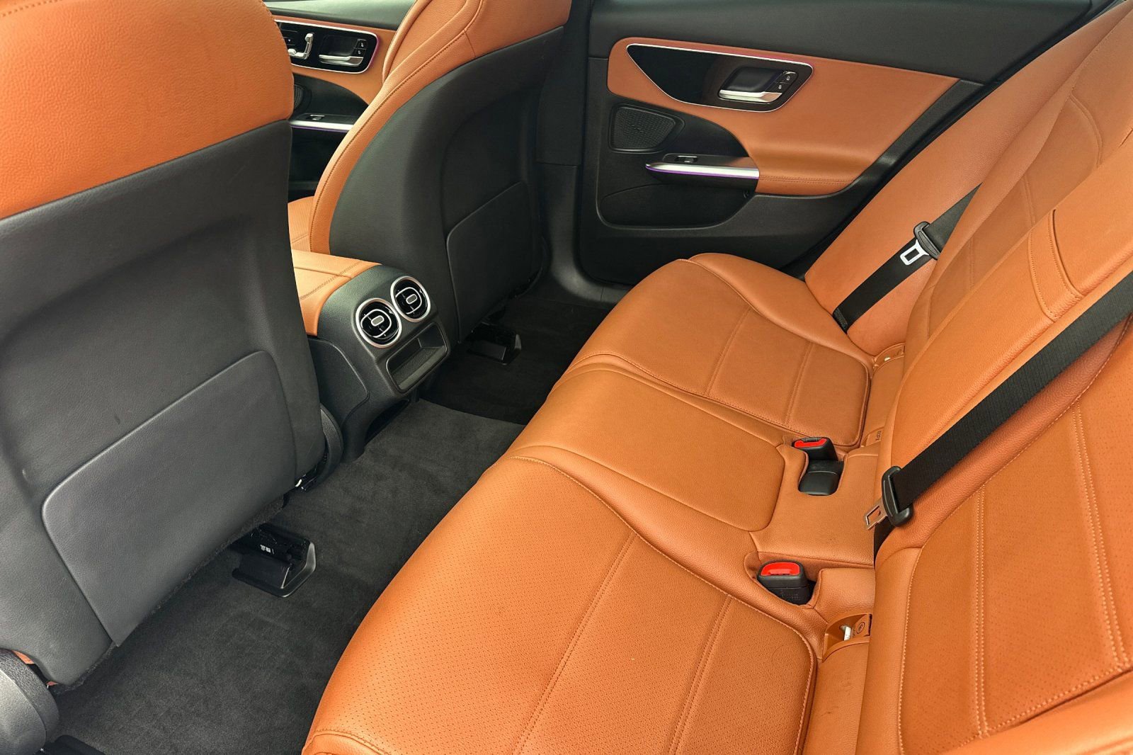 Used 2023 Mercedes-Benz C 300 Sedan image 14