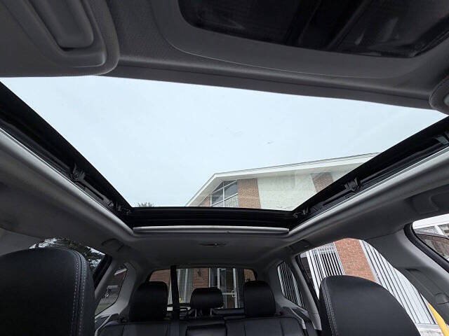Used 2016 Subaru Forester 2.5i Limited AWD/4WD image 14