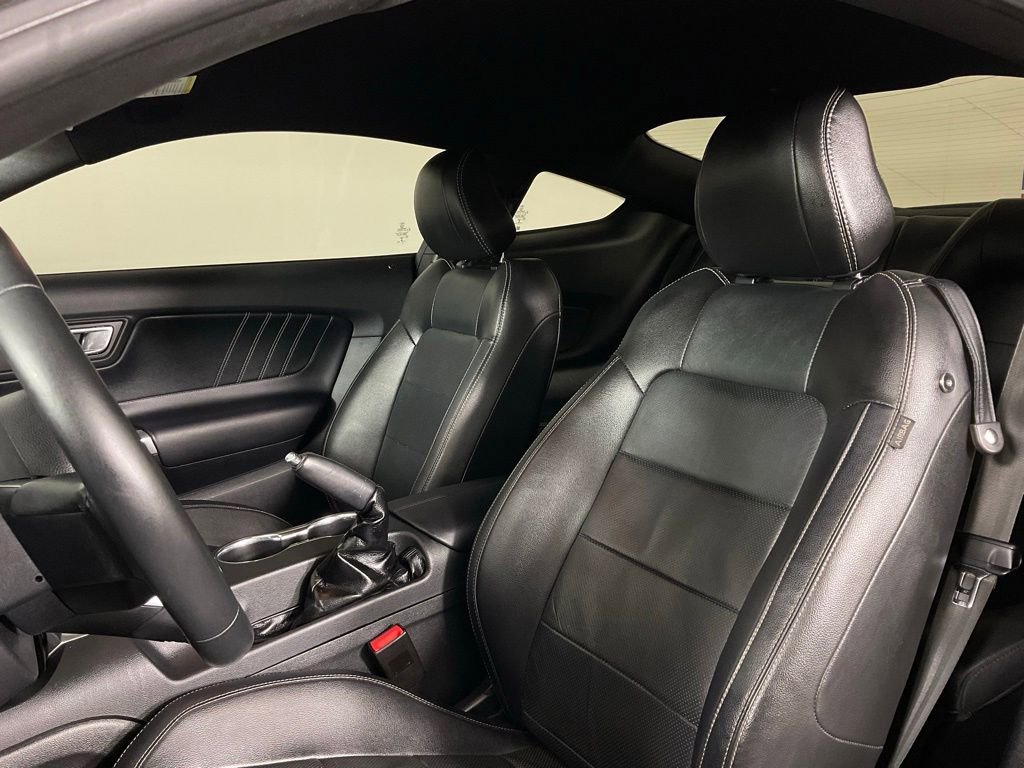 Used 2018 Ford Mustang Premium w/ Ecoboost Performance Package RWD image 12