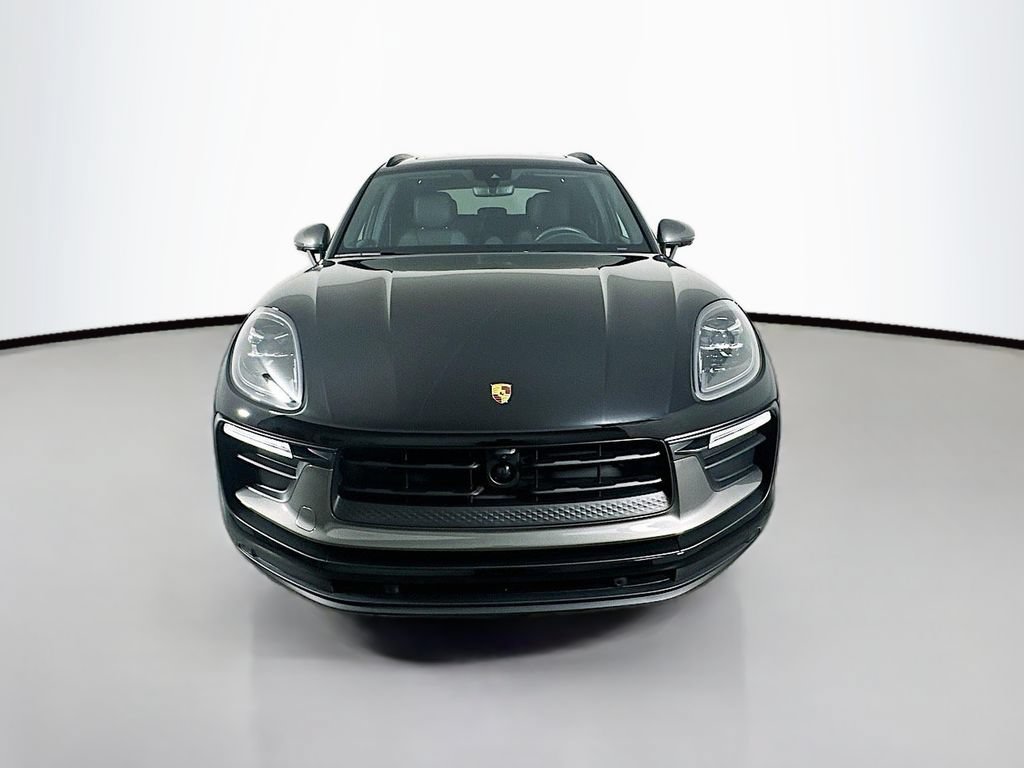 New 2026 Porsche Macan Turbo AWD/4WD image 6