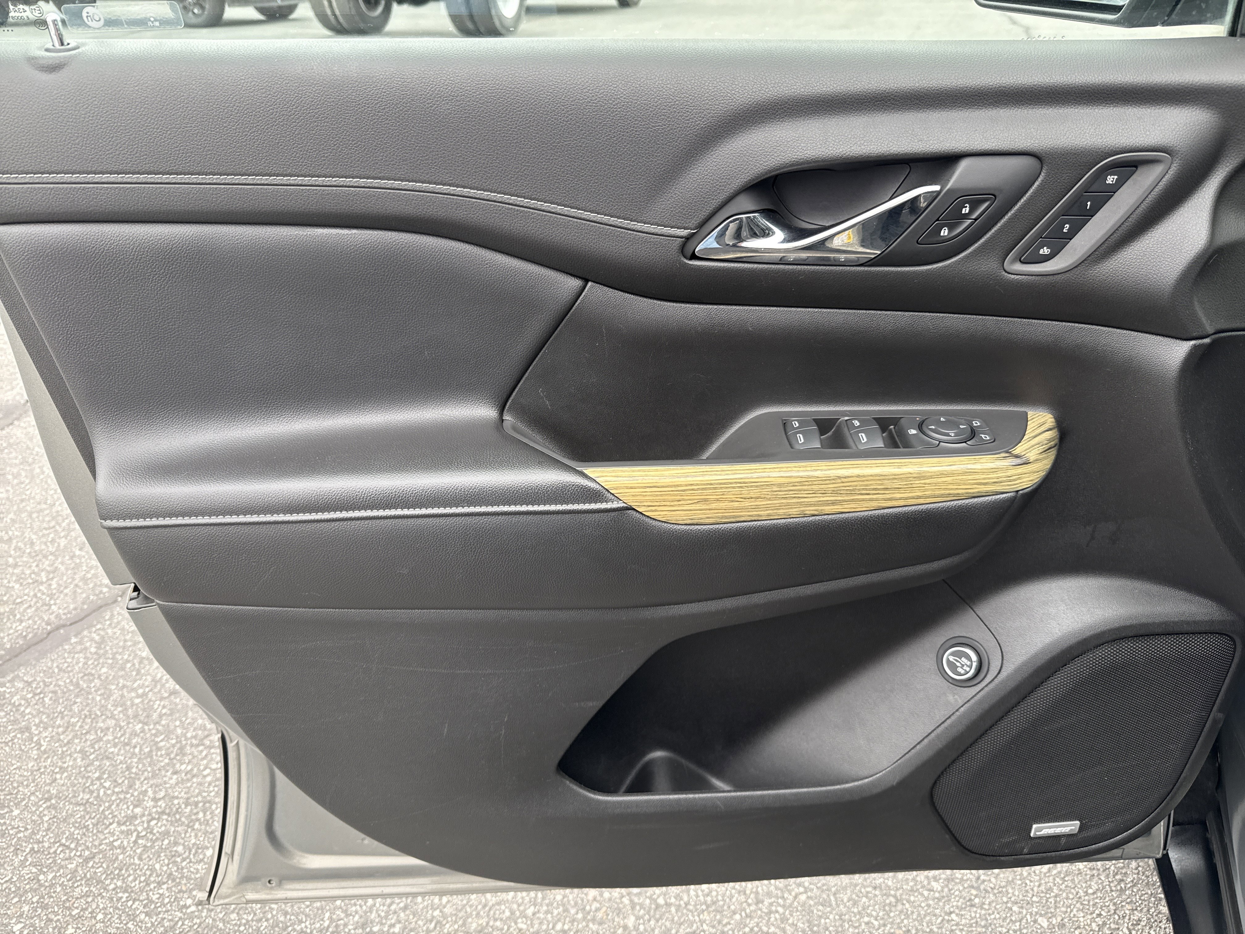 Used 2019 GMC Acadia Denali w/ Technology Package image 15