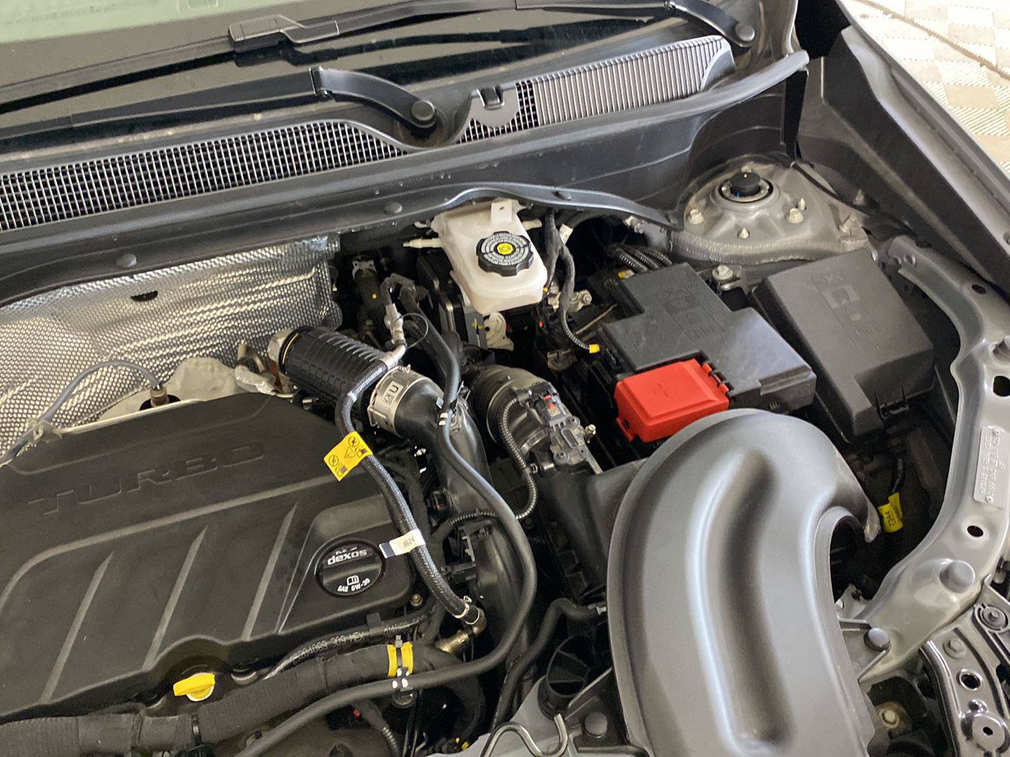 Certified 2024 Buick Encore GX Preferred FWD image 3