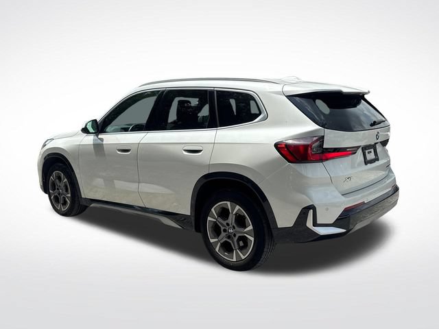 Used 2025 BMW X1 xDrive28i AWD/4WD image 3