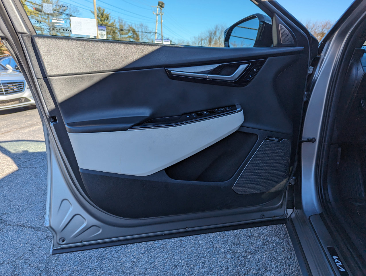 Used 2022 Kia EV6 GT-Line w/ GT-Line Suede Seat Package image 13