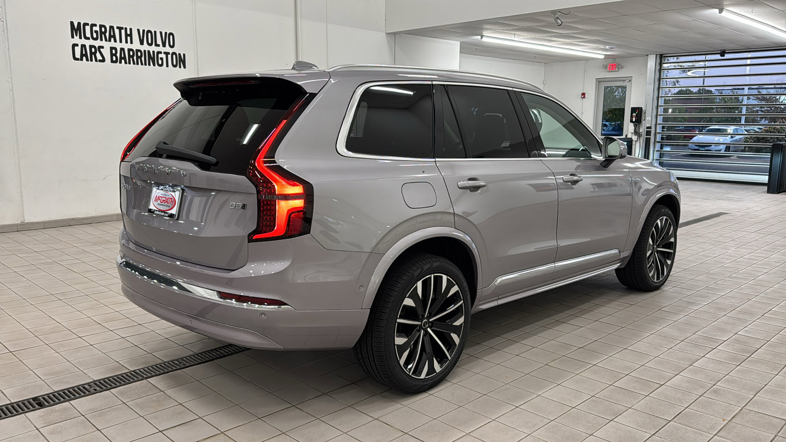 New 2026 Volvo XC90 B5 Plus w/ Protection Package AWD/4WD image 5