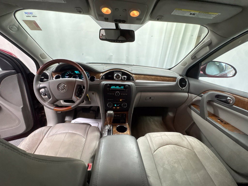 Used 2011 Buick Enclave CXL w/ Trailering Provision Package FWD image 31