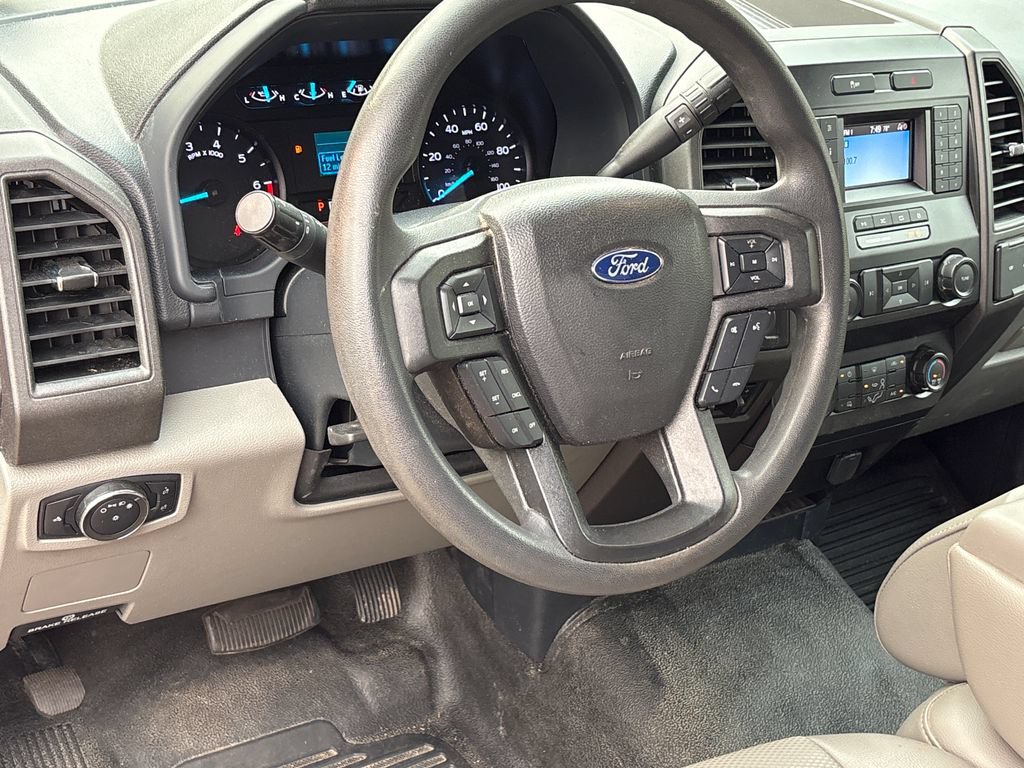 Used 2022 Ford F250 XL w/ Power Equipment Group AWD/4WD image 4