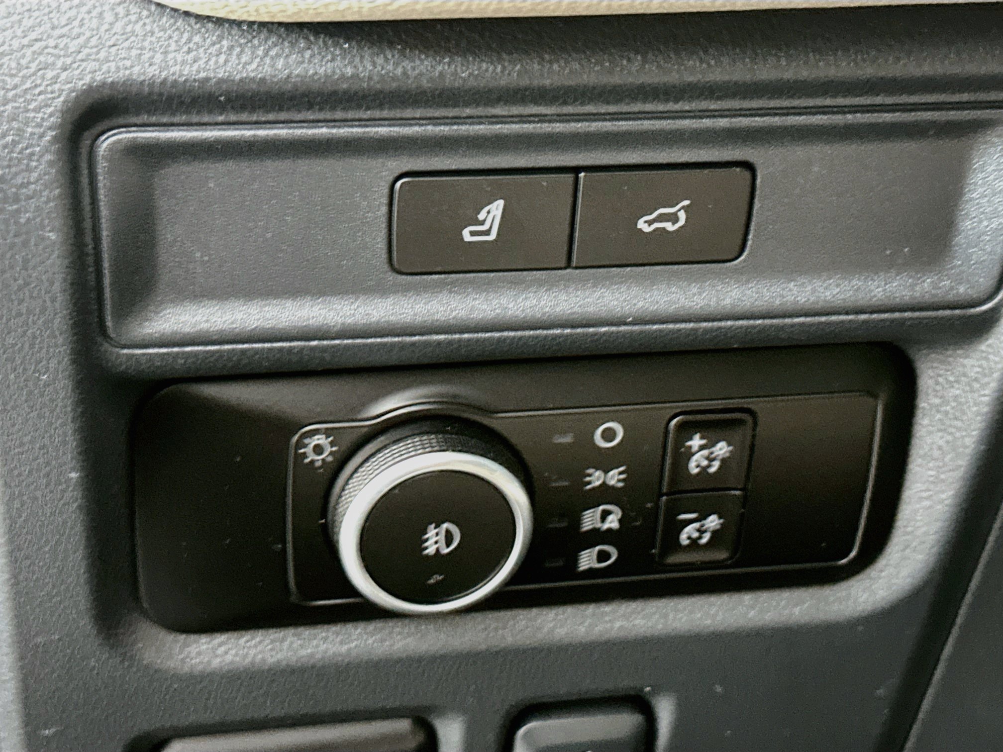 Used 2023 Ford Expedition Limited AWD/4WD image 17
