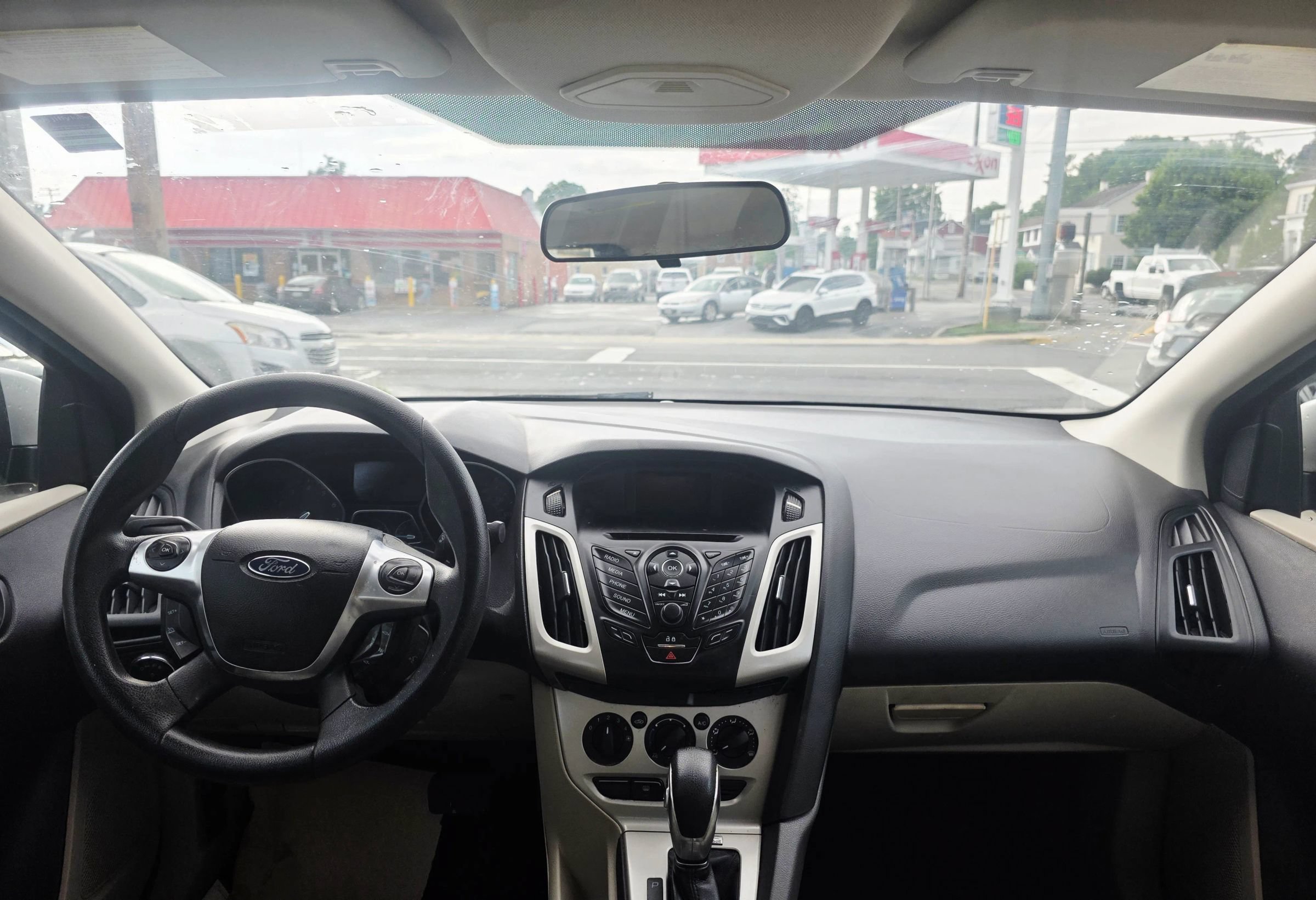 Used 2013 Ford Focus SE FWD image 13
