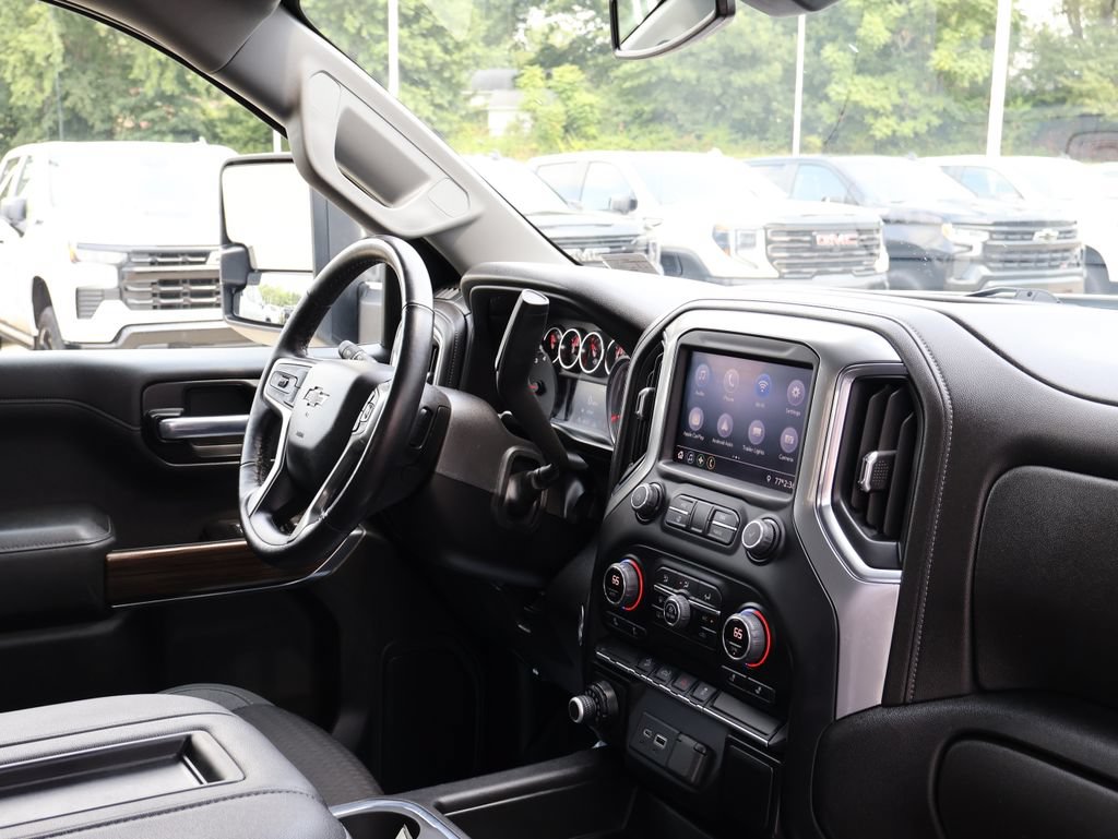 Certified 2022 Chevrolet Silverado 1500 RST AWD/4WD image 40