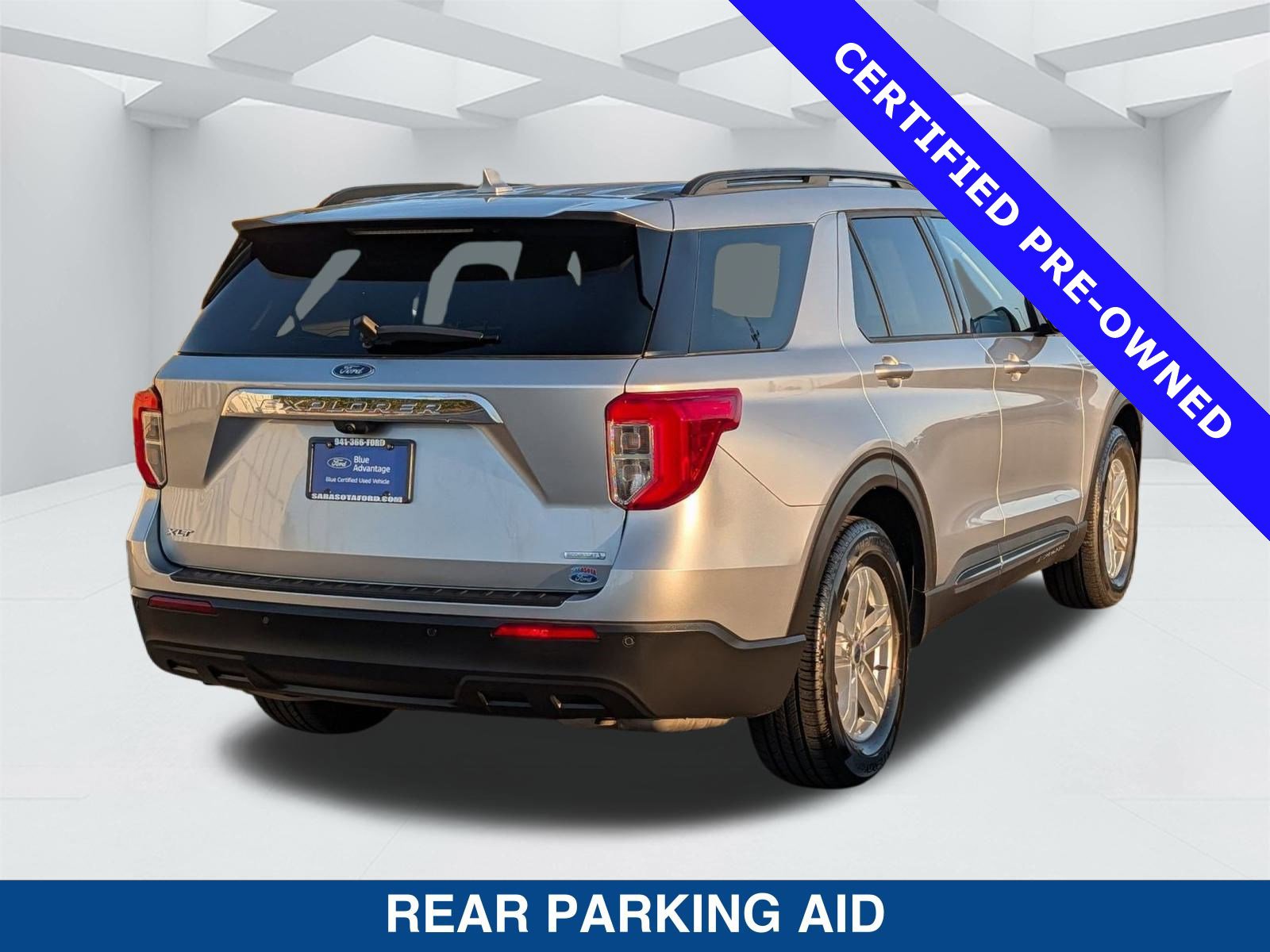 Certified 2020 Ford Explorer XLT image 4