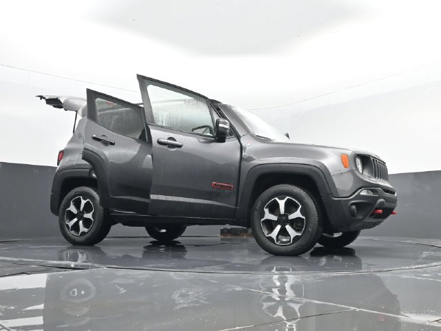 Used 2019 Jeep Renegade Trailhawk AWD/4WD image 32