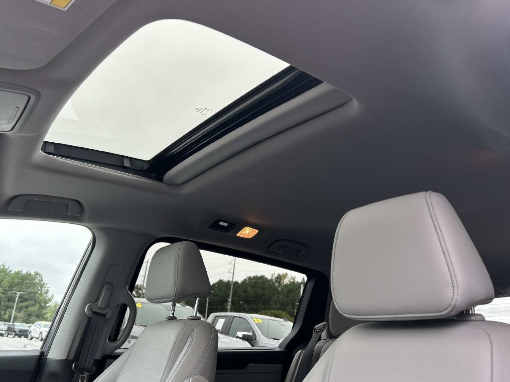 Used 2024 Honda Odyssey EX-L image 18