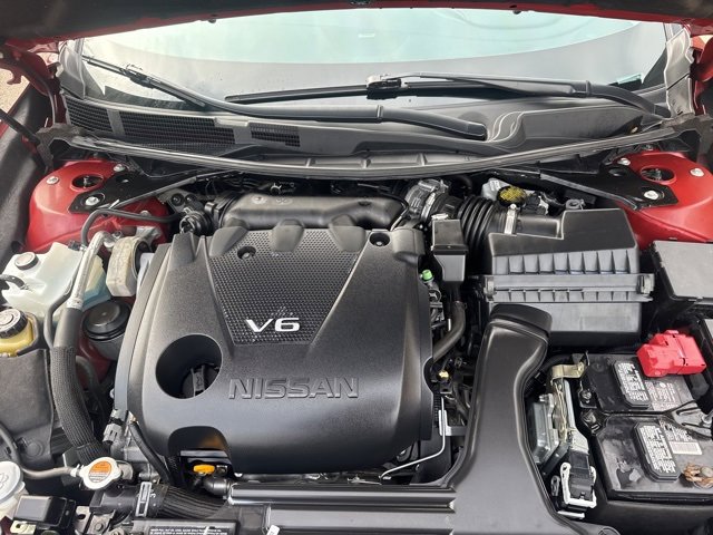 Used 2017 Nissan Maxima Platinum image 38