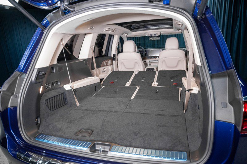 New 2026 Mercedes-Benz GLS 580 4MATIC image 8